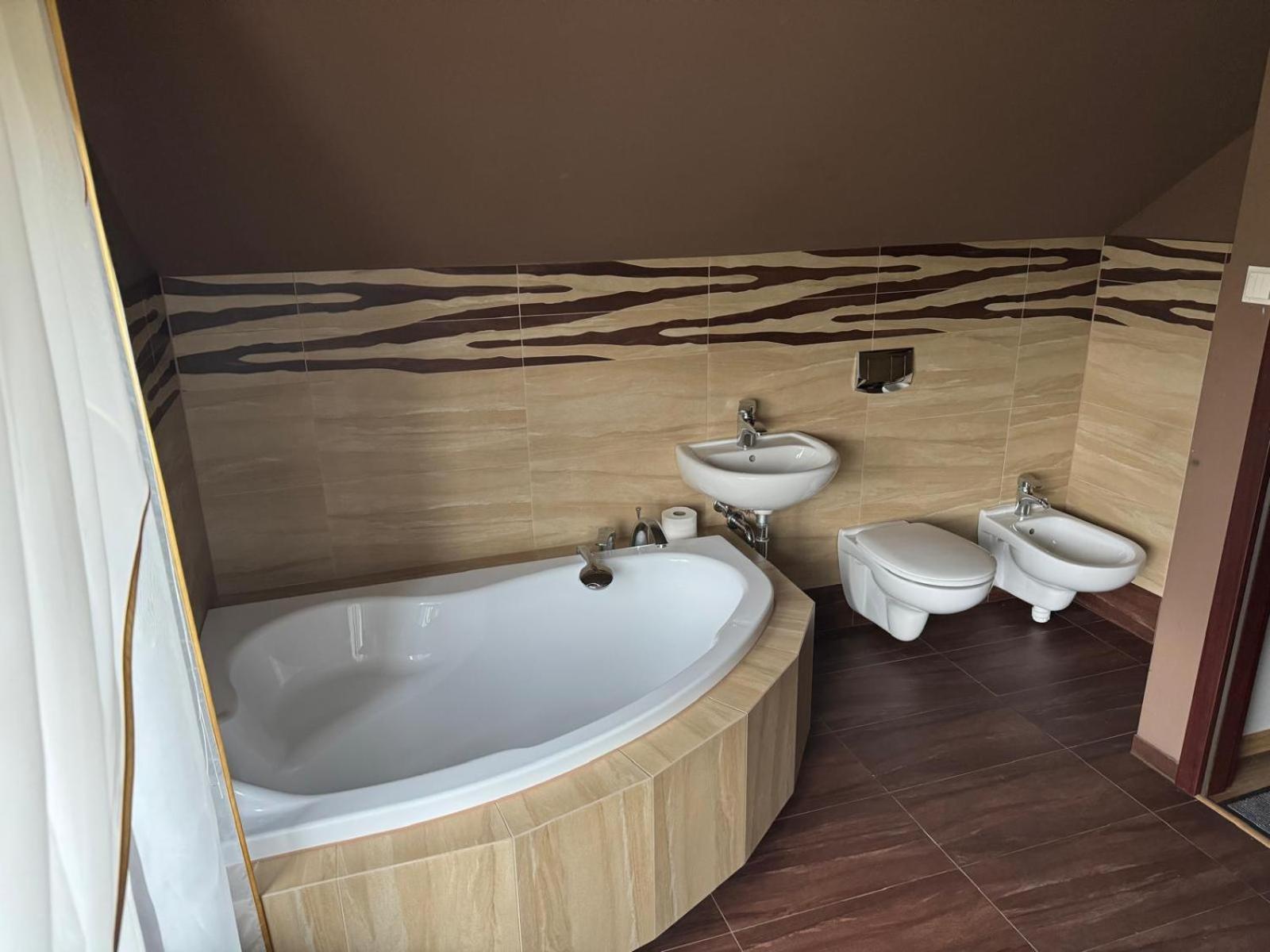 Duzy I Elegancki Dom W Jeziornej Villa Jodlow  Екстериор снимка