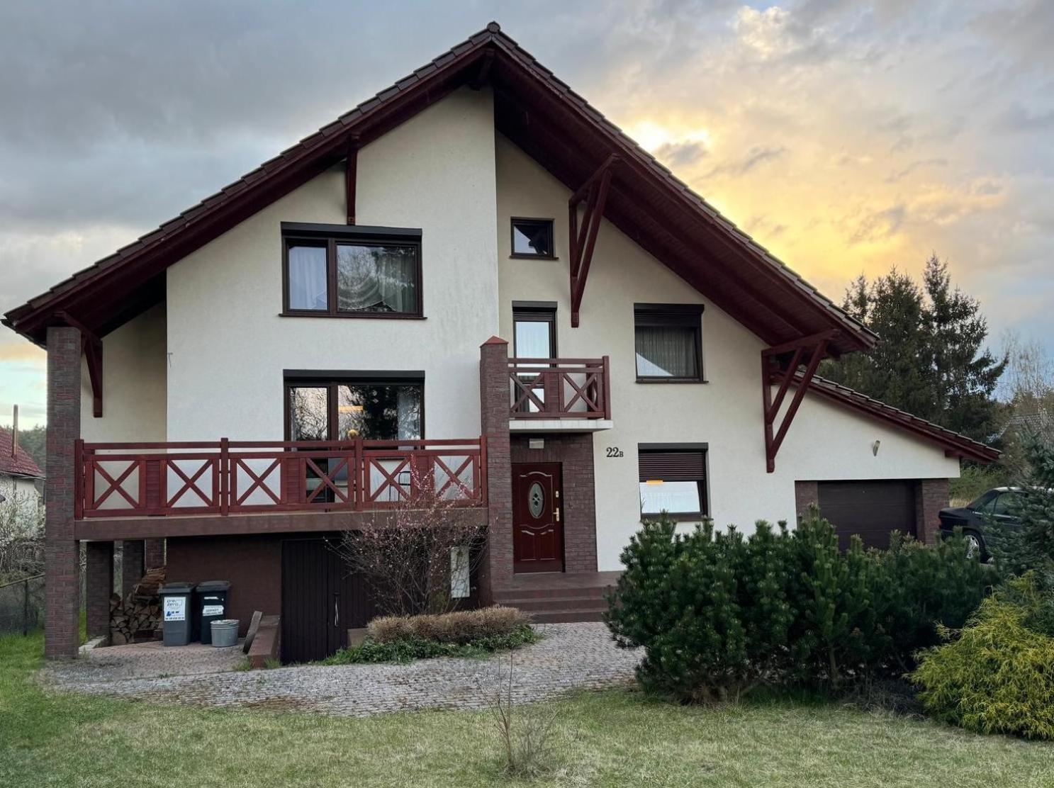Duzy I Elegancki Dom W Jeziornej Villa Jodlow  Екстериор снимка